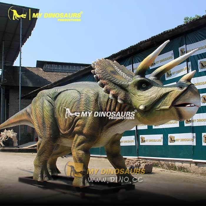 AD-137 恐龙主题公园摆件三角龙模型