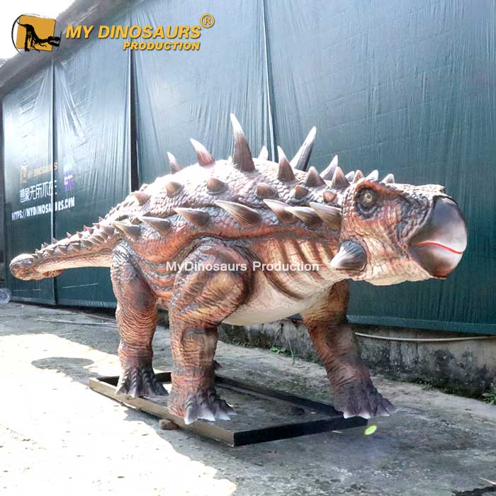 Ankylosaur-statue