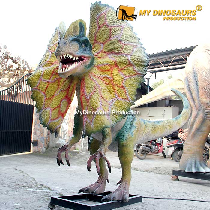 dilophosaurus-animatronic-6