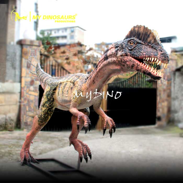 animatronic-Dilophosaurus-1