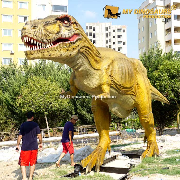 Life-size-dinosaur-model