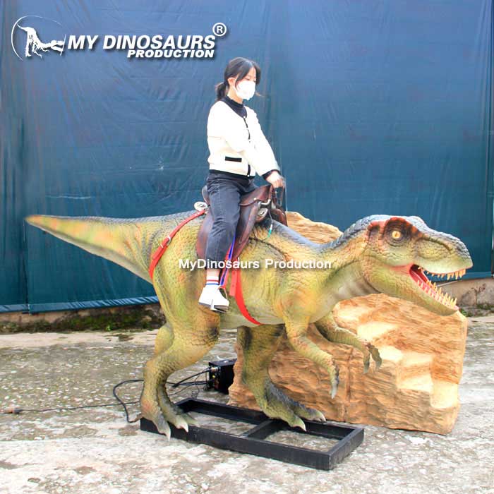 Amusement-dinosaur-ride