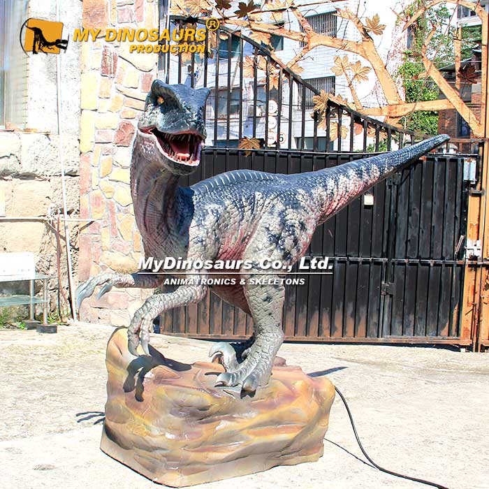 3M-animatronic-velociraptor-3 3M-animatronic-velociraptor-3