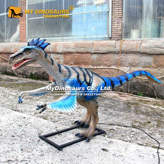 Animatronic-Troodon-3 Animatronic-Troodon-3