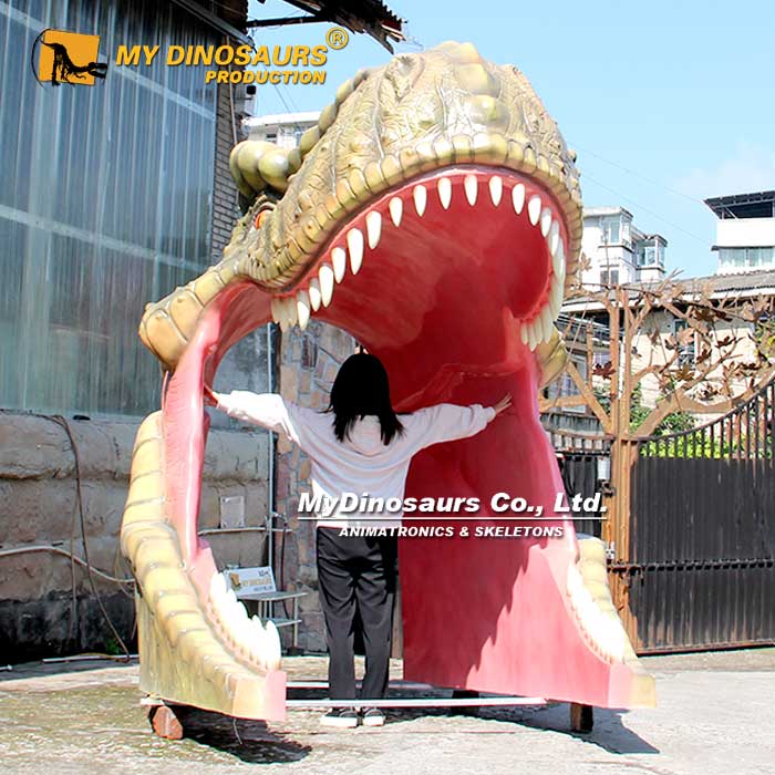 Dinosaur-Head-Gate-7 Dinosaur-Head-Gate-7