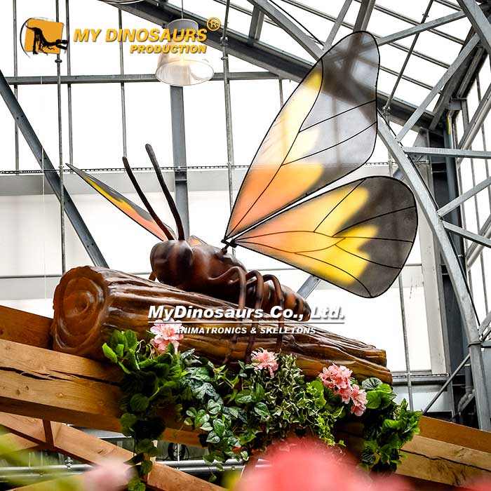 Giant-butterfly-robot-1
