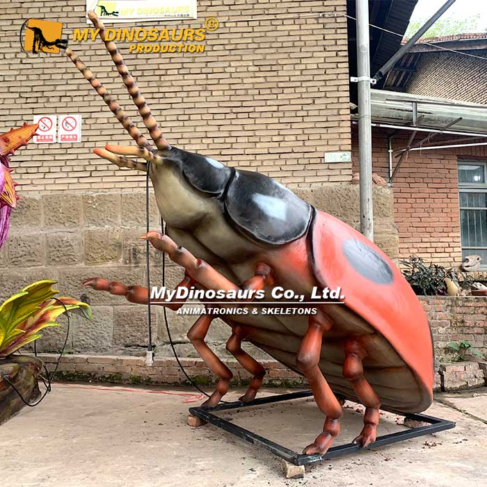 giant-ladybug-robot-1 giant-ladybug-robot-1