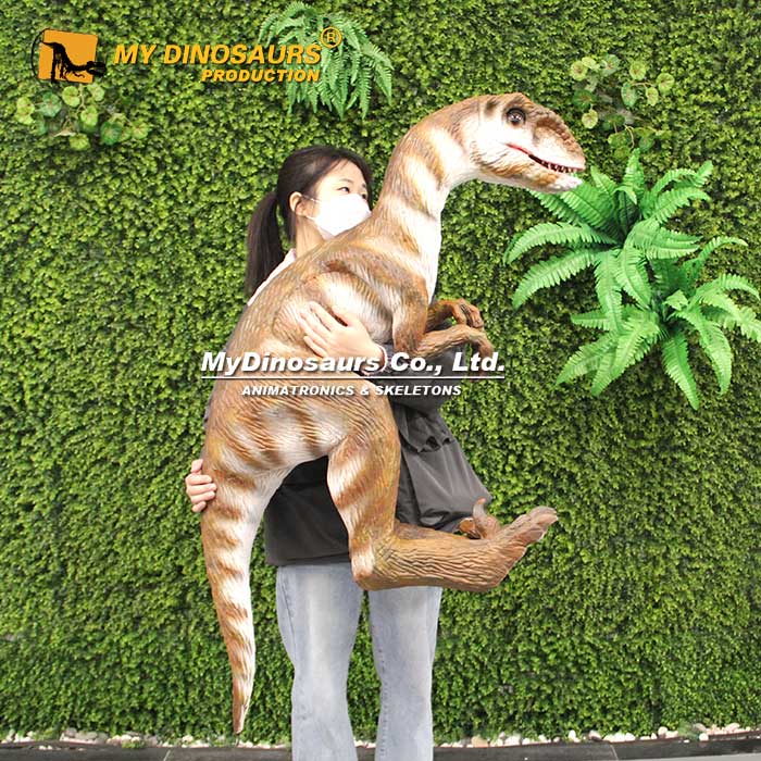 life-size-raptor-puppet-1 life-size-raptor-puppet-1