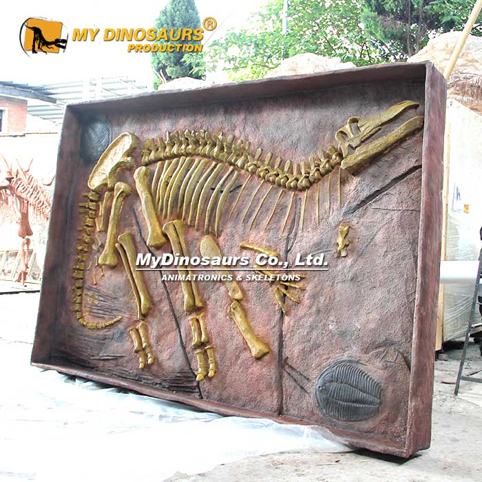 Dinosaur-Fossil-Statue-1 Dinosaur-Fossil-Statue-1