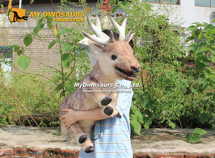 Reindee-Hand-Puppet Reindee-Hand-Puppet