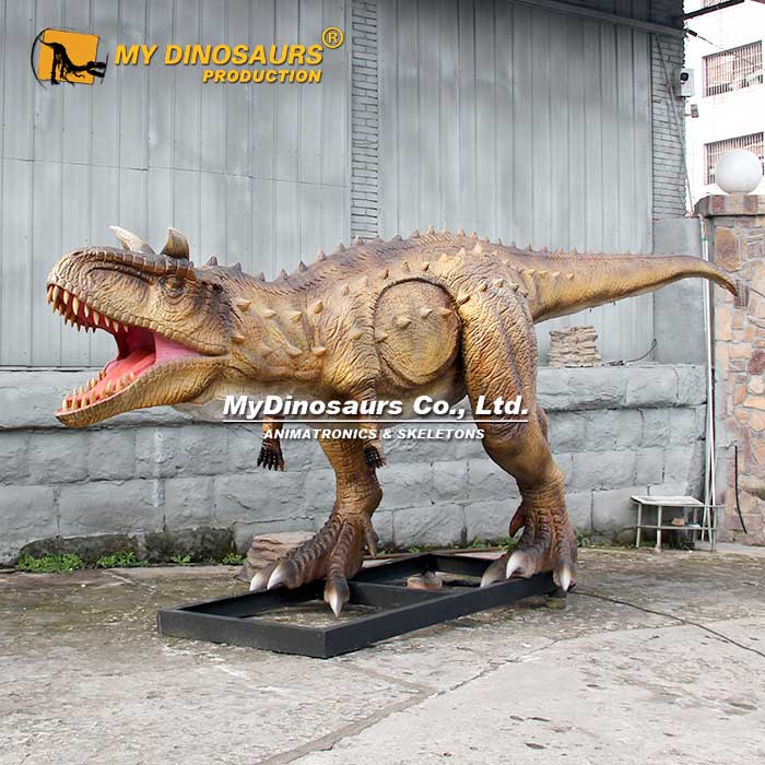 Carnotaurus-animatronic-7M-2 Carnotaurus-animatronic-7M-2