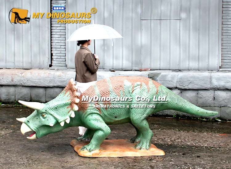 3m Triceratops Statue 3m Triceratops Statue