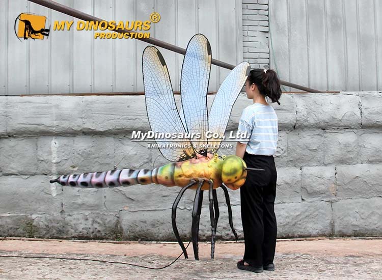Hanging Moving Dragonfly Decoration Hanging Moving Dragonfly Decoration
