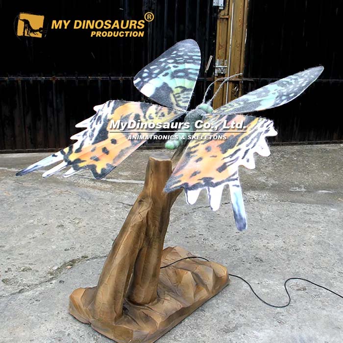 Madagascan Sunset Moth Animatronic 4