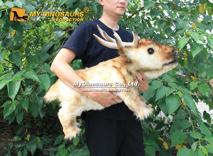 Hand-held Reindeer Puppet 2