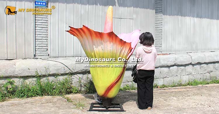 2.1m Titan Flower Animatronic 2 2.1m Titan Flower Animatronic 2