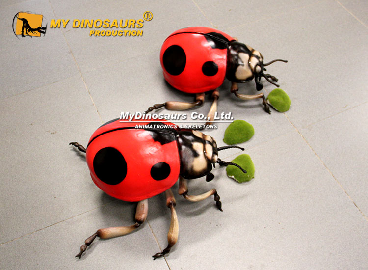 Giant Ladybugs Statue 50cm 4