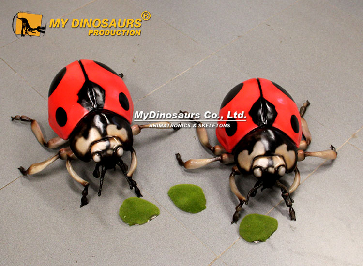 Giant Ladybugs Statue 50cm 3