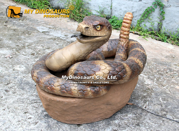 Animatronic Coiled Rattlesnake 1 Animatronic Coiled Rattlesnake 1