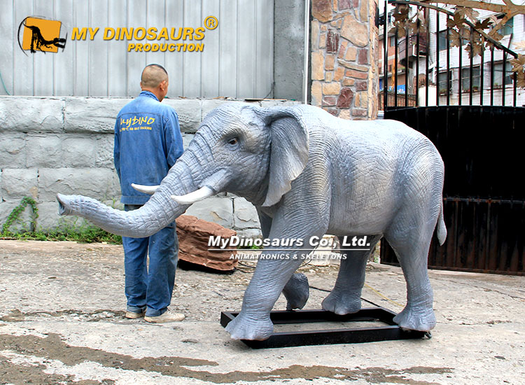 Water Splash Elephant Animatronic 1 Water Splash Elephant Animatronic 1