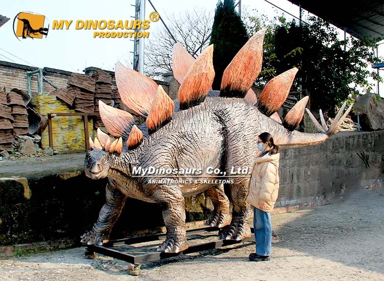 Stegosaurus Statue 6 Stegosaurus Statue 6