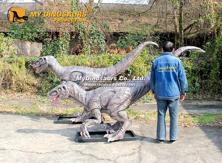 10 ft Velociraptor Statue 5 10 ft Velociraptor Statue 5