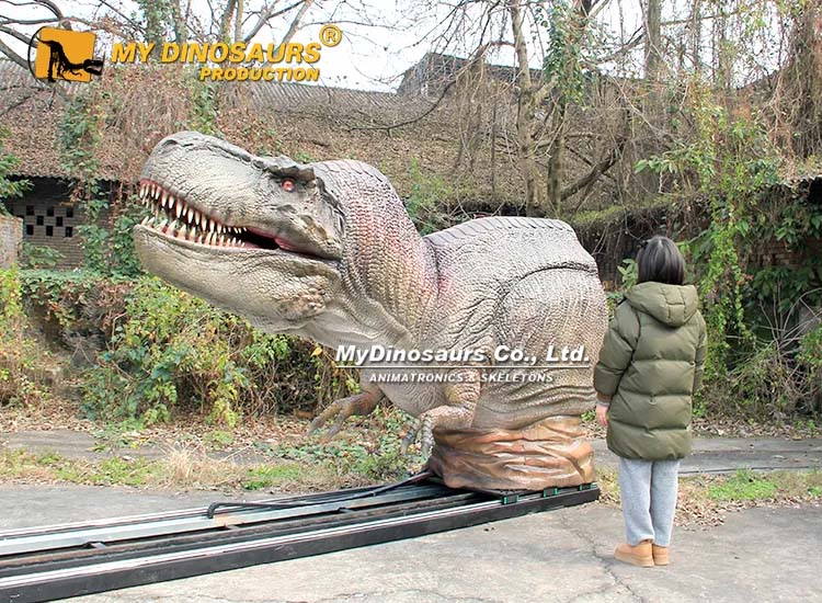 Animatronic T rex on Track 2