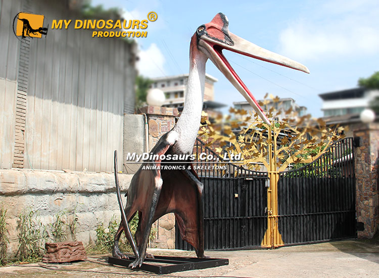 Standing Quetzalcoatlus Animatronic Standing Quetzalcoatlus Animatronic